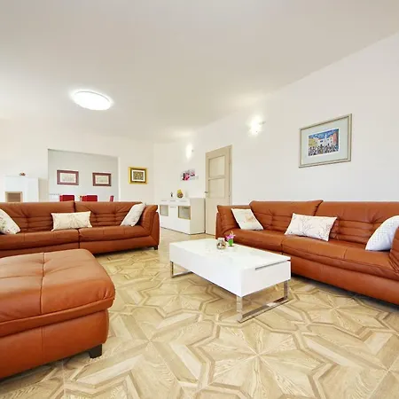 Villa Zupan